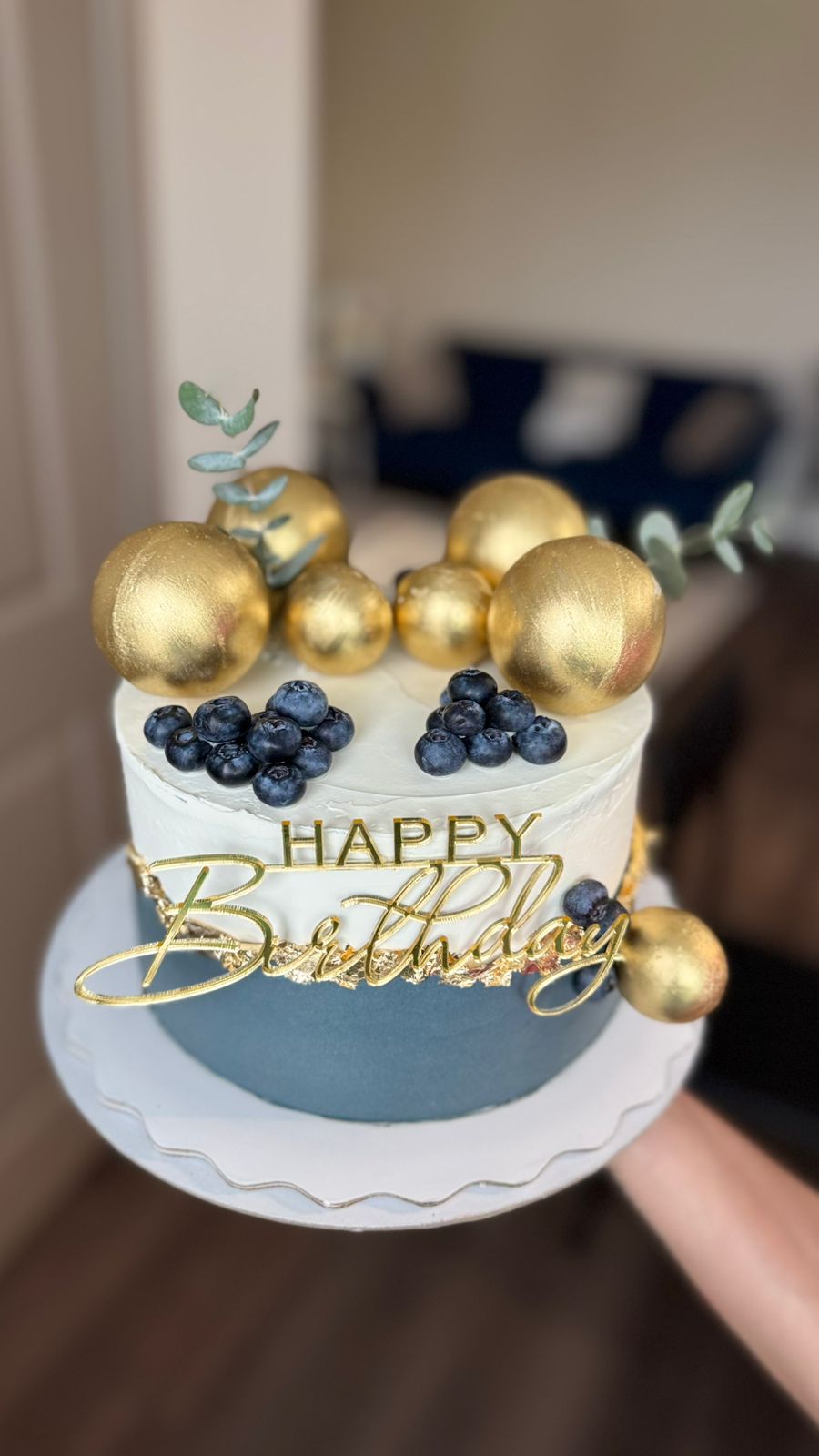 Custom cake creation 8 by La La Sweett