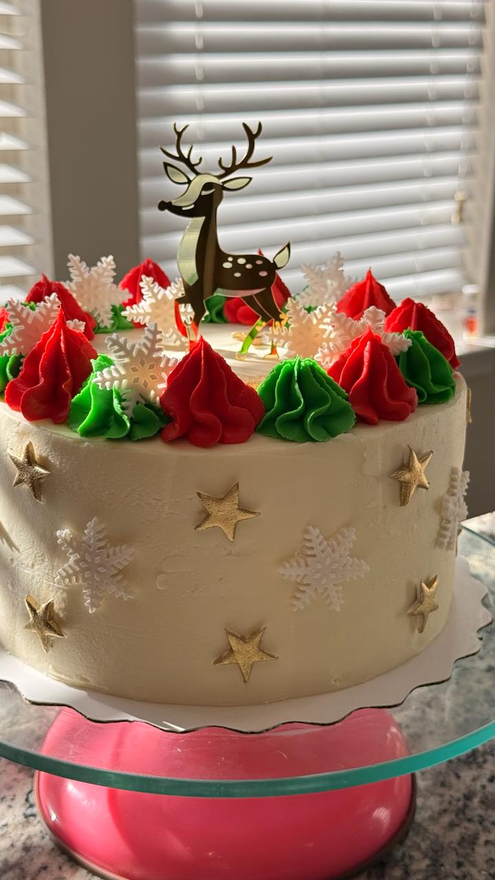 Custom cake creation 10 by La La Sweett