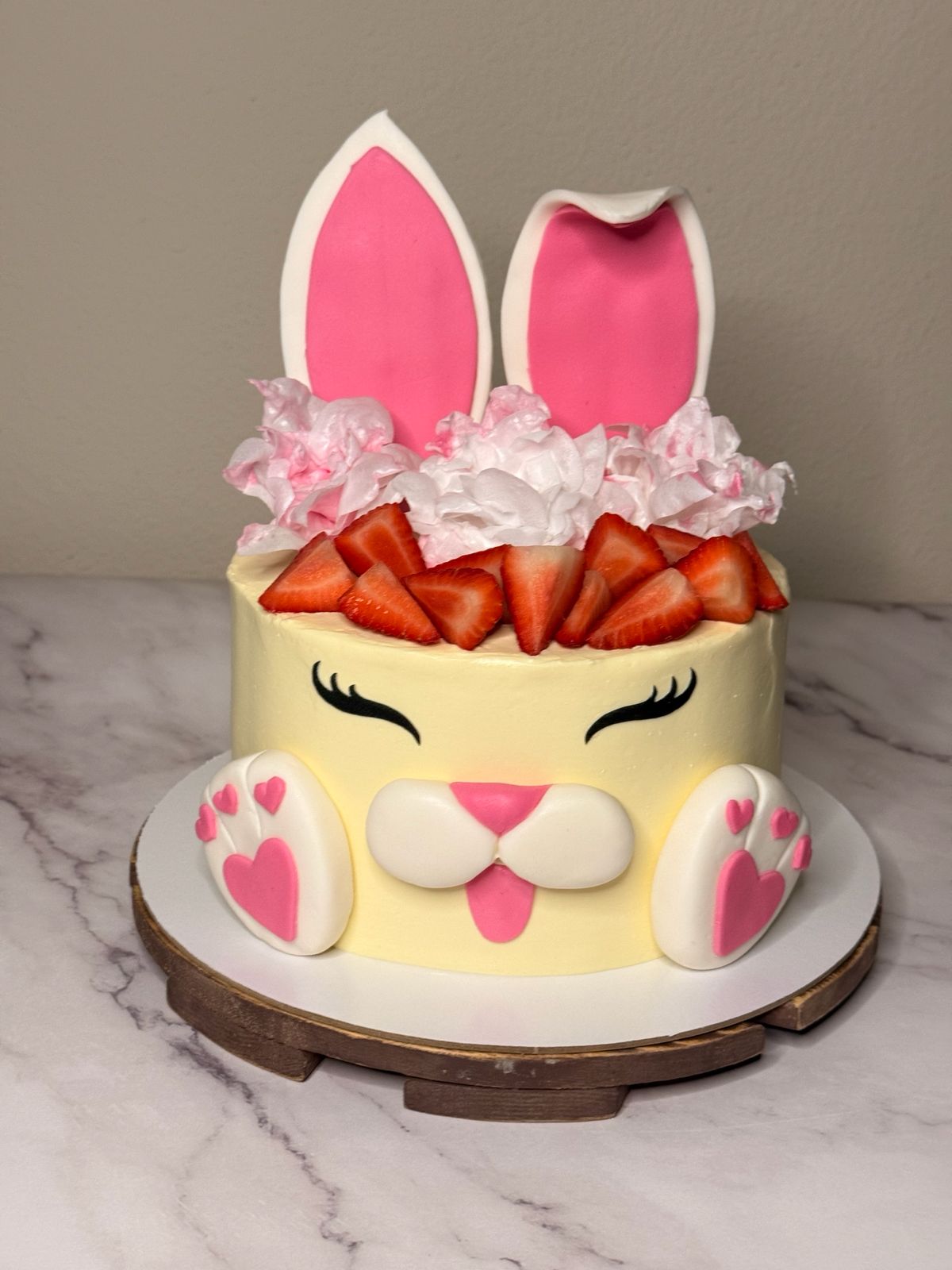 Custom cake creation 17 by La La Sweett